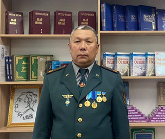 Әскери жетекші